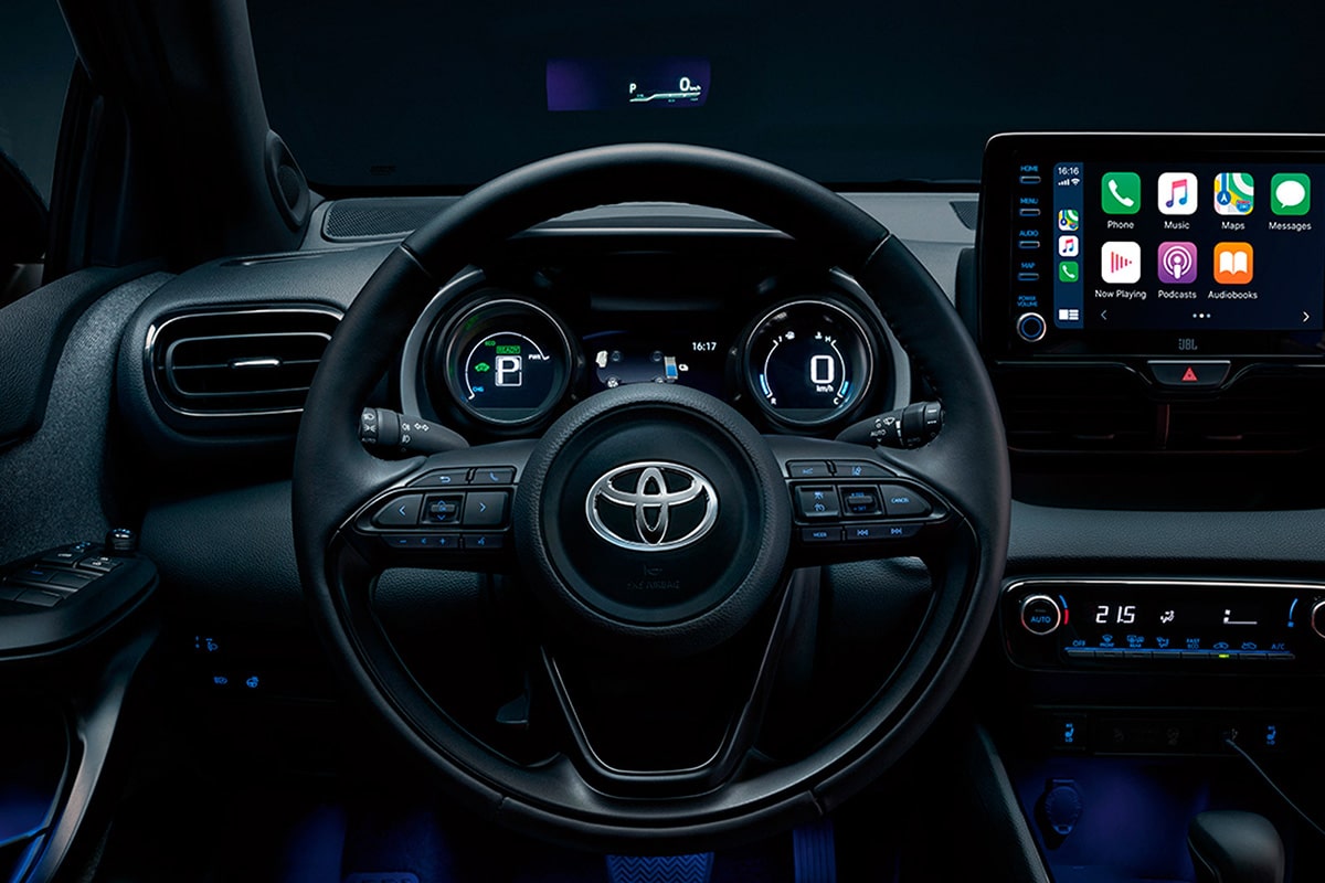 Toyota Yaris Cockpit