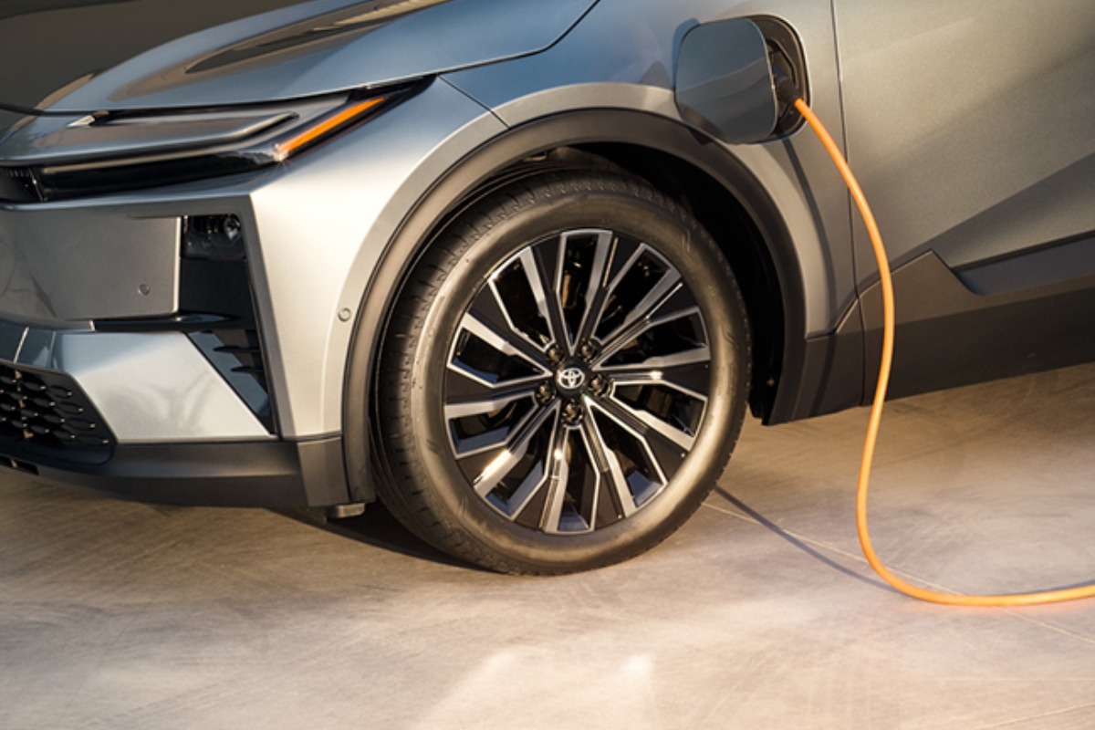 zu sehen: toyota c hr + Felge